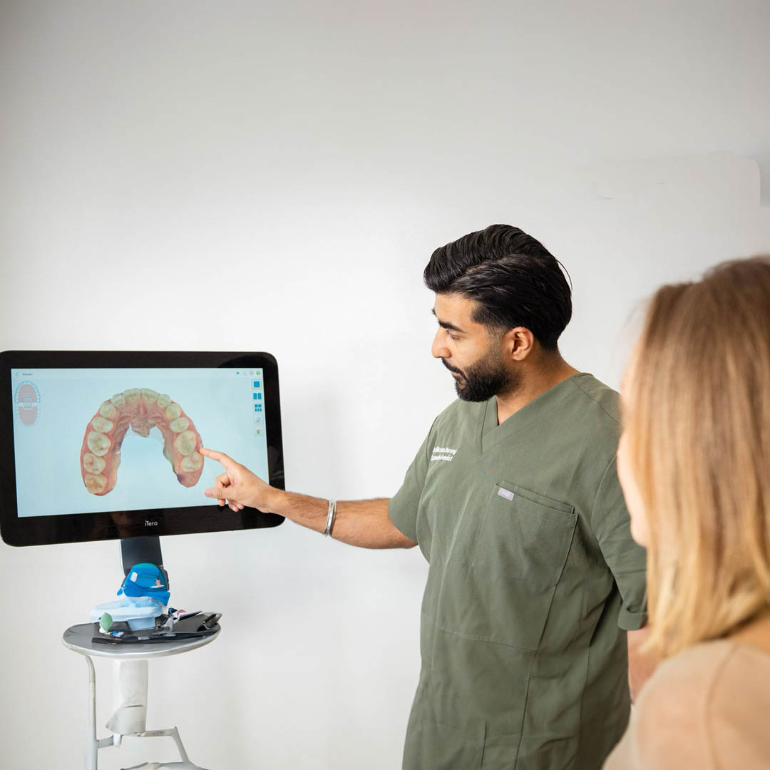 Invisalign-smile-rooms